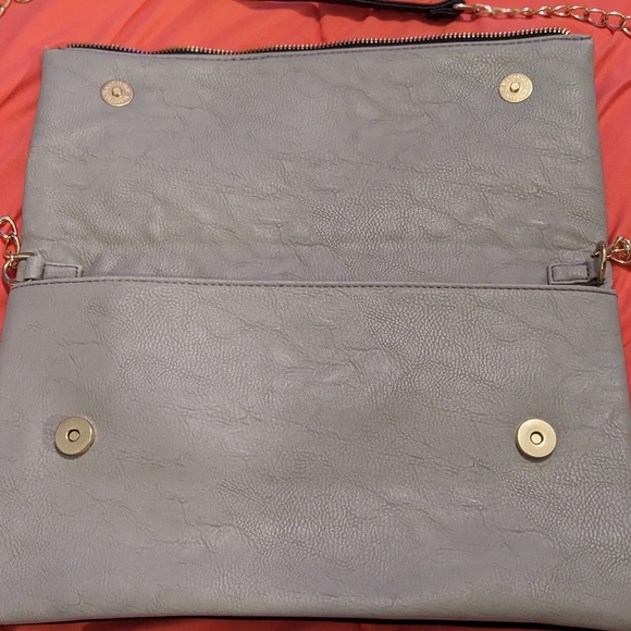 EUC Icing black and grey clutch - Picture 5 of 8